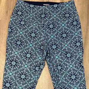 Westport Blue and Black Geometric Capris